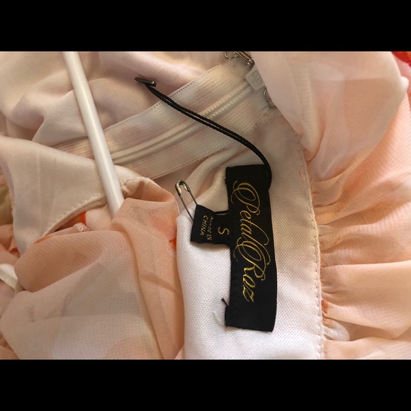 PETAL ROZ Blush Pink Off-the-Shoulder Flower Print Maxi Dress Size: S - Picture 9 of 13